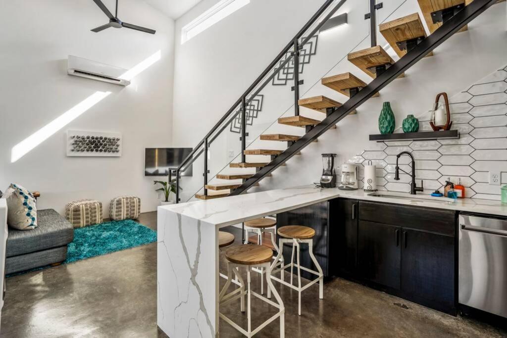 Quantum Tiny Loft At East End Revitalized Houston Kültér fotó