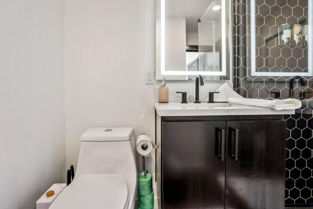 Quantum Tiny Loft At East End Revitalized Houston Kültér fotó